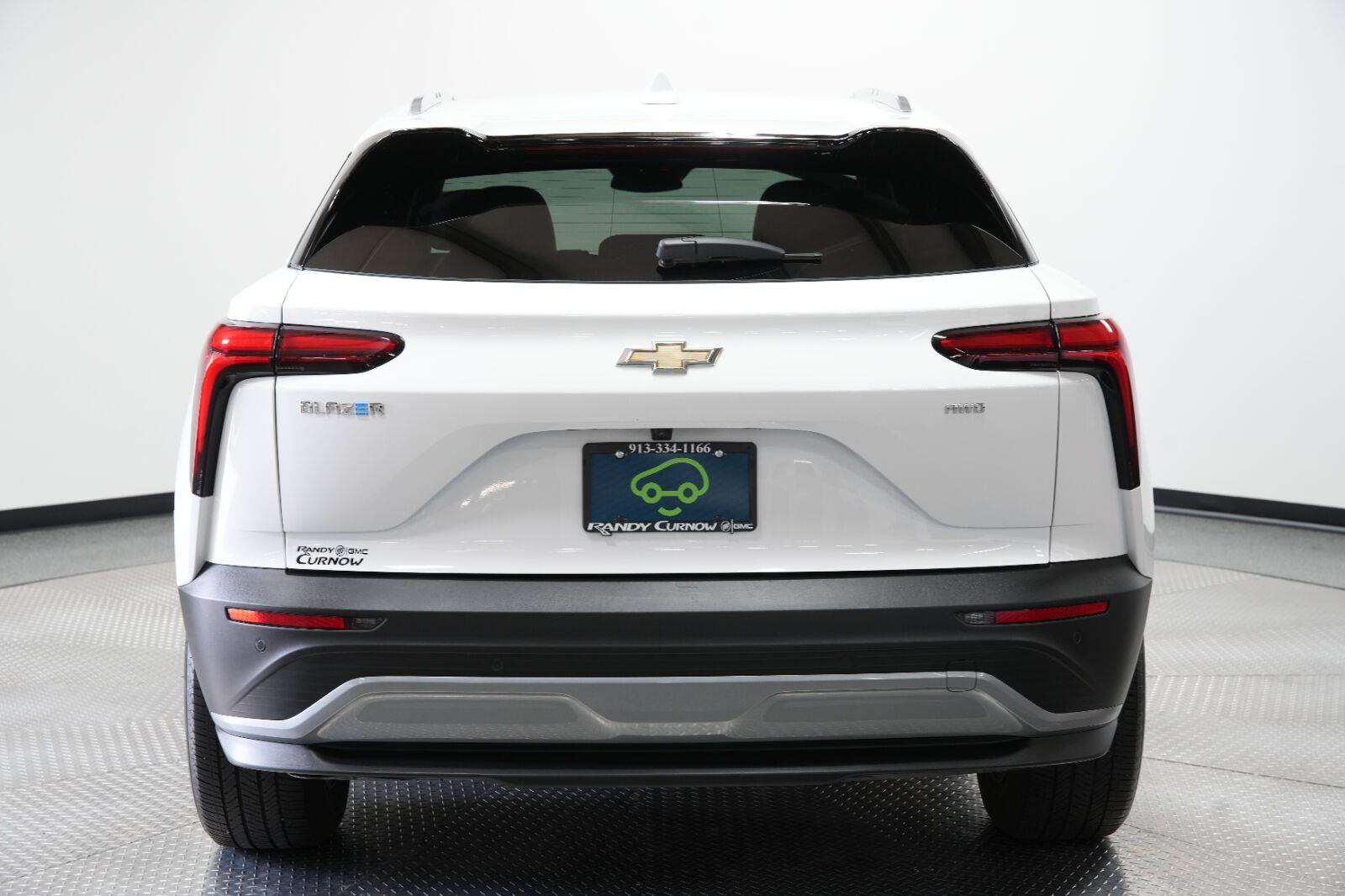 2024 Chevrolet Blazer EV LT - Photo 8