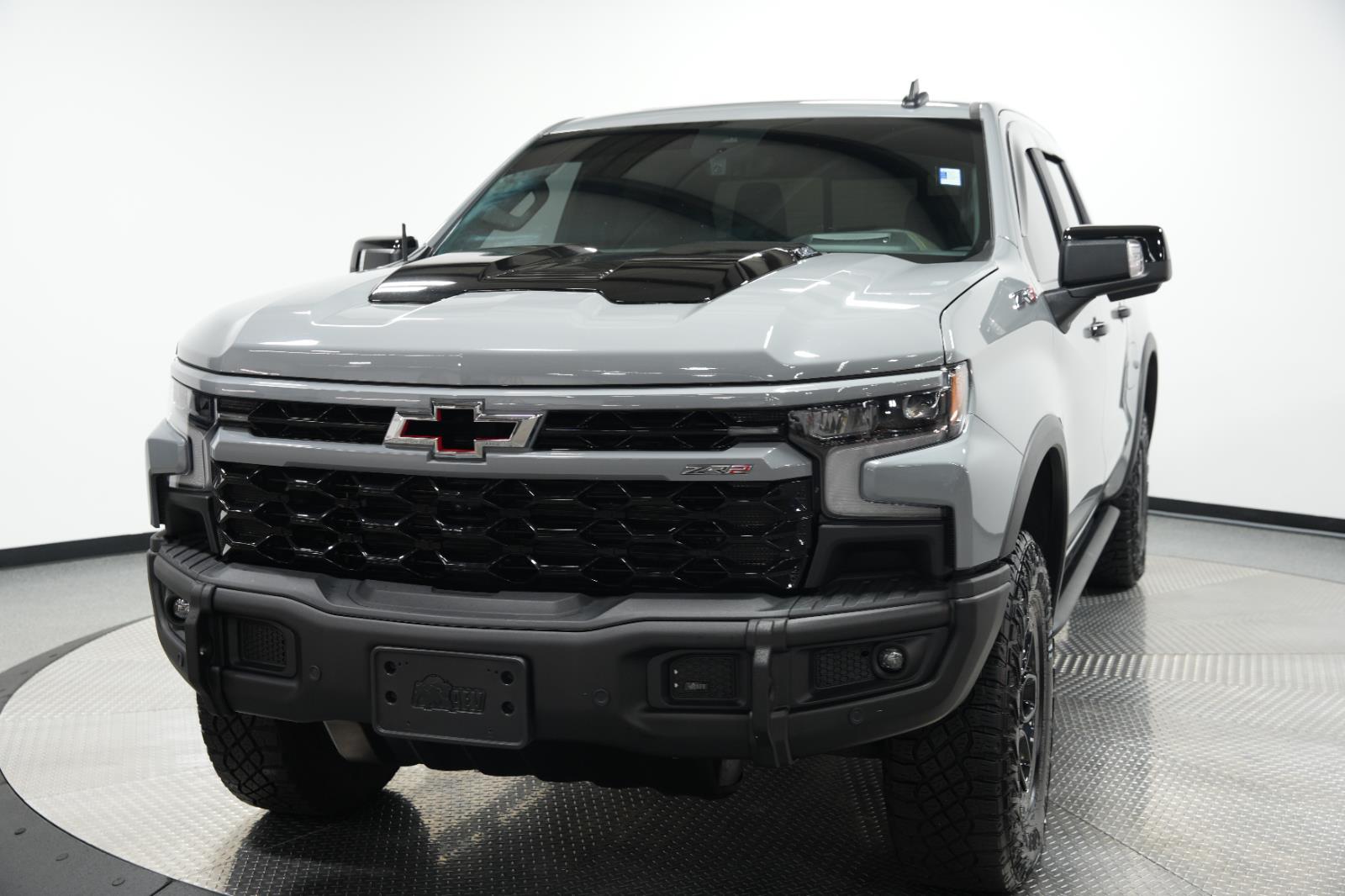 2024 Chevrolet Silverado 1500 ZR2 photo 2