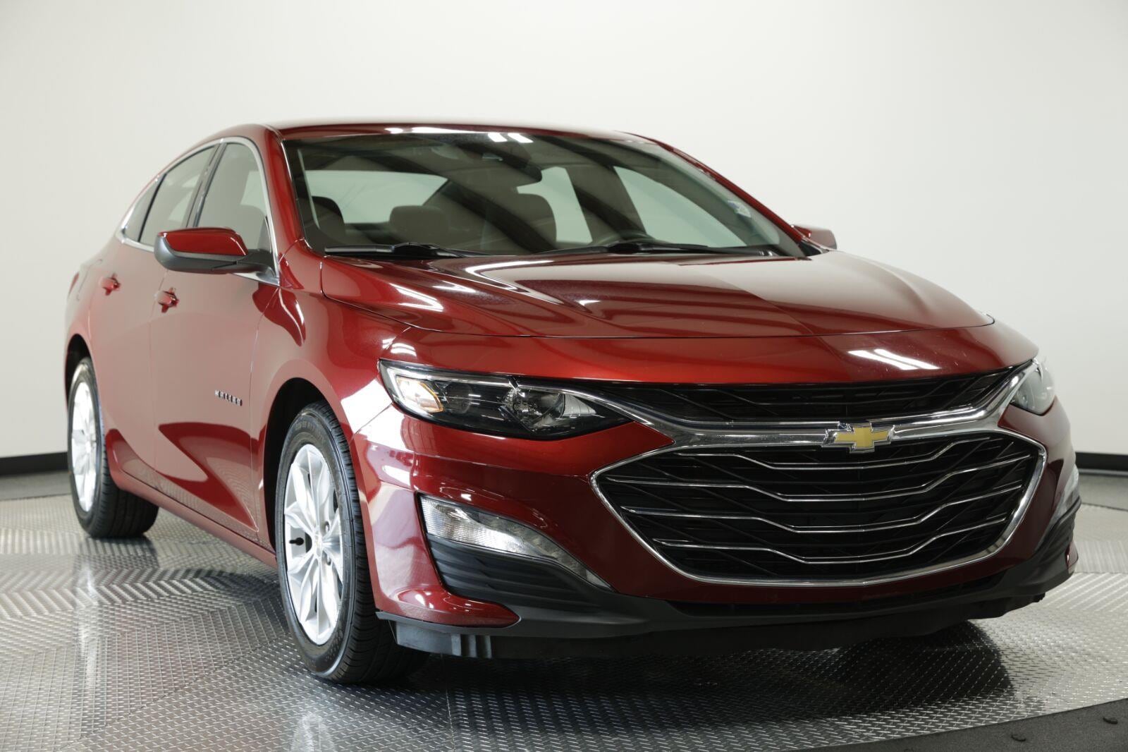 Used 2025 Chevrolet Malibu 1LT with VIN 1G1ZD5STXSF125211 for sale in Kansas City