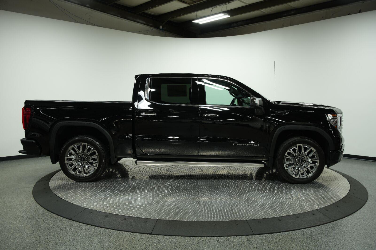 2026 GMC Sierra 1500 Denali Ultimate - Photo 12