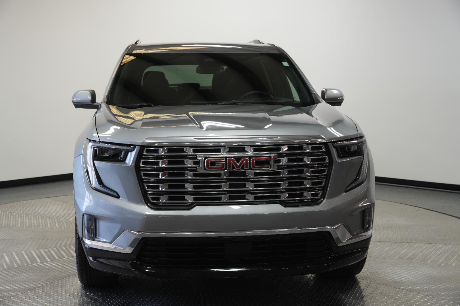 Used 2025 GMC Acadia Denali with VIN 1GKENRRS7SJ167697 for sale in Kansas City