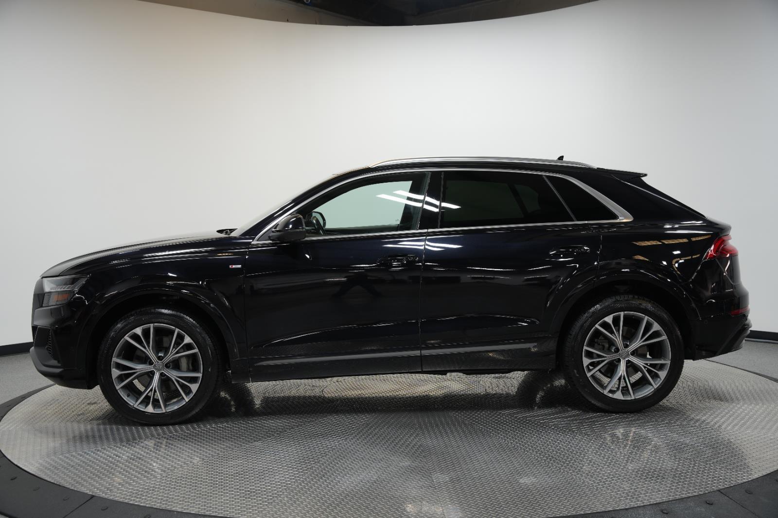 2021 Audi Q8 Premium Plus line photo 4