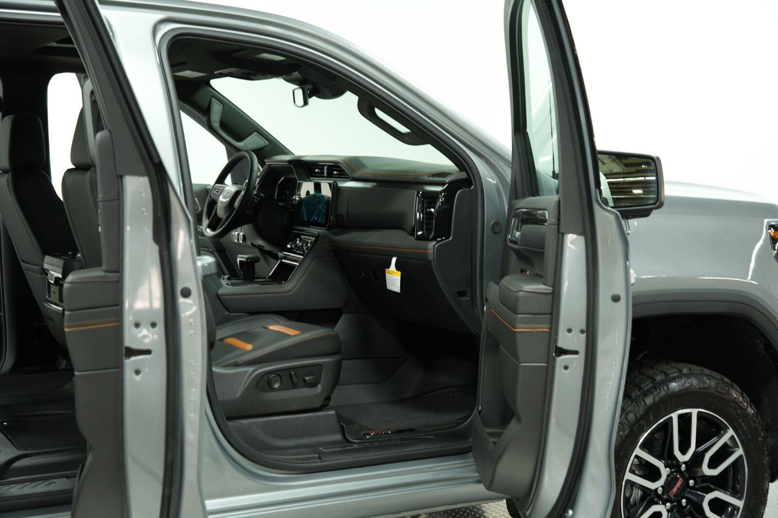 2026 GMC Sierra 1500 AT4 - Photo 12