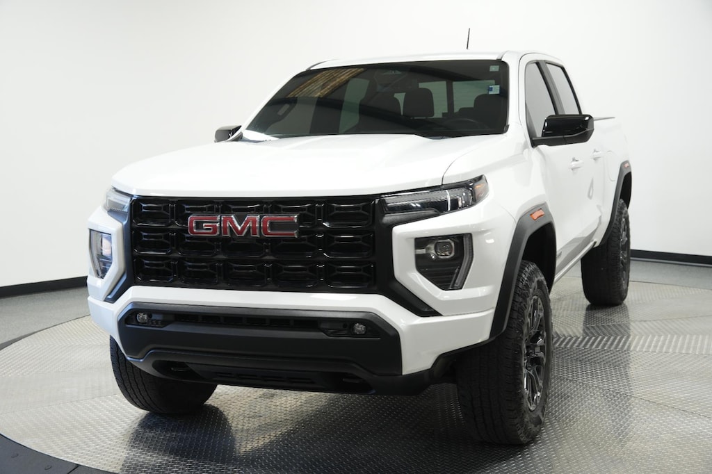 Used 2024 GMC Canyon Elevation Truck Crew Cab