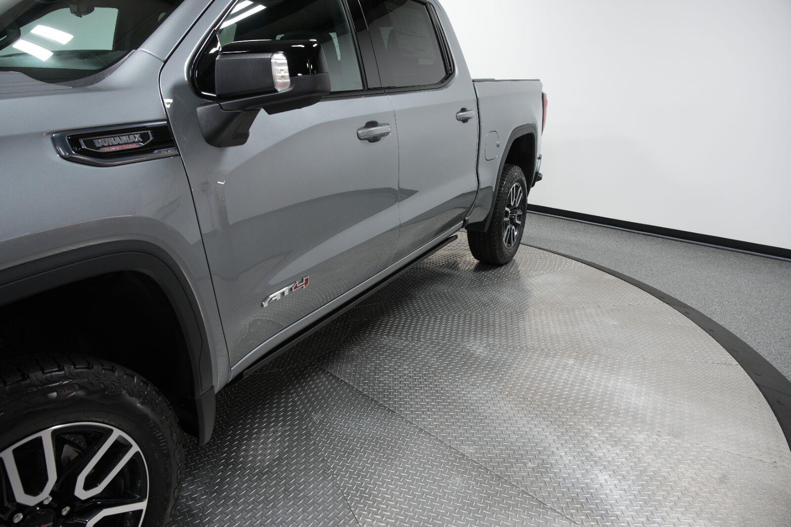 2026 GMC Sierra 1500 AT4 - Photo 6