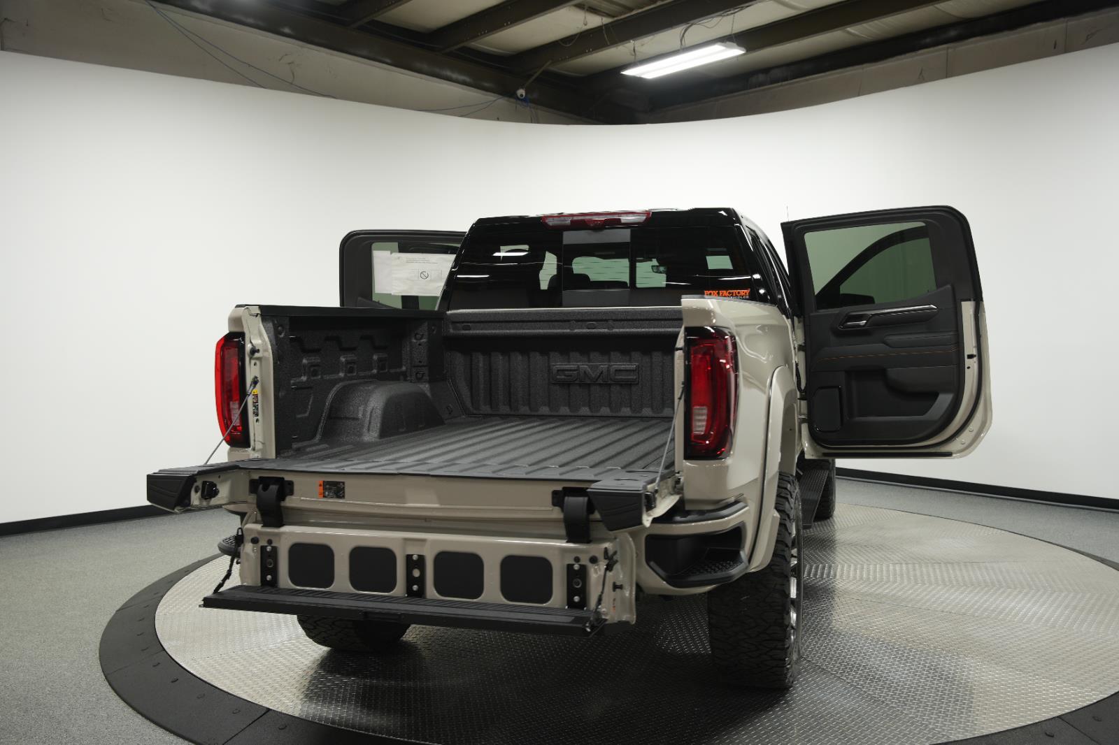 2026 GMC Sierra 1500 AT4 - Photo 20