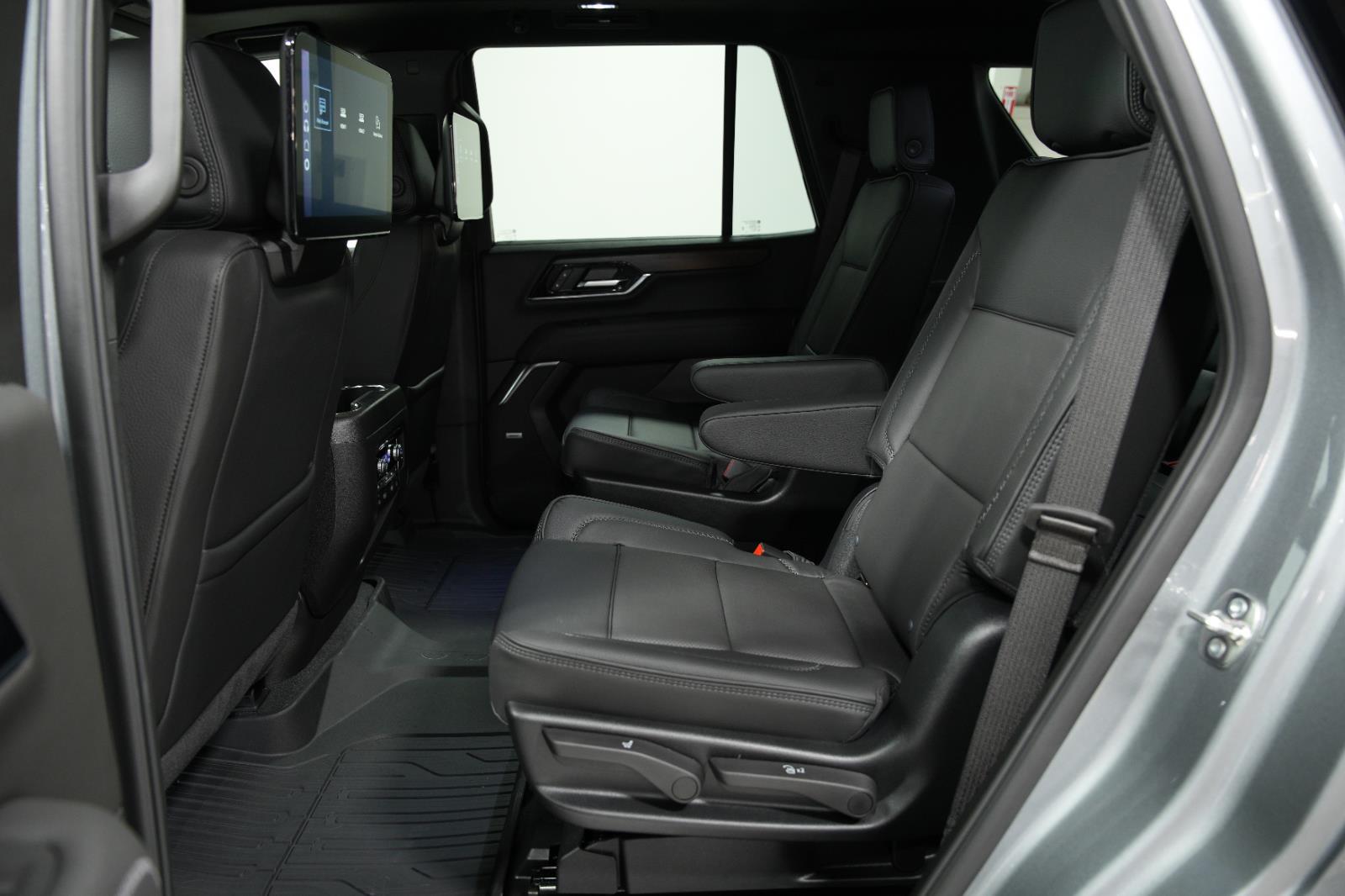 2026 GMC Yukon Denali - Photo 26