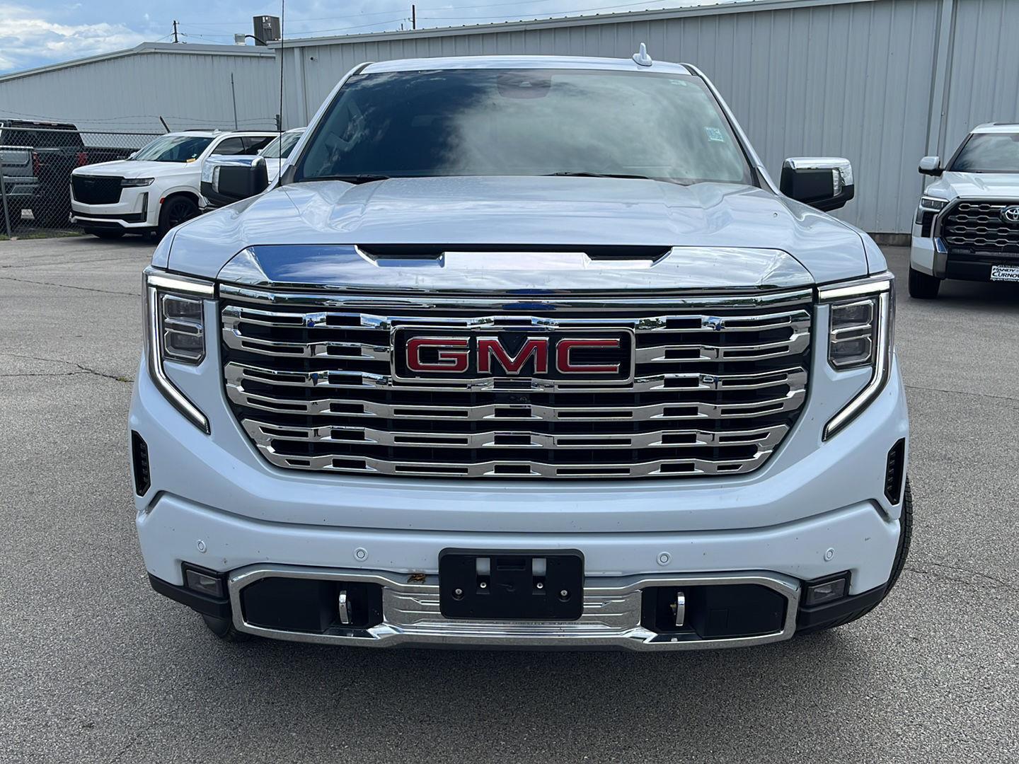 Used 2026 GMC Sierra 1500 Denali with VIN 1GTUUGEL5TZ204858 for sale in Kansas City