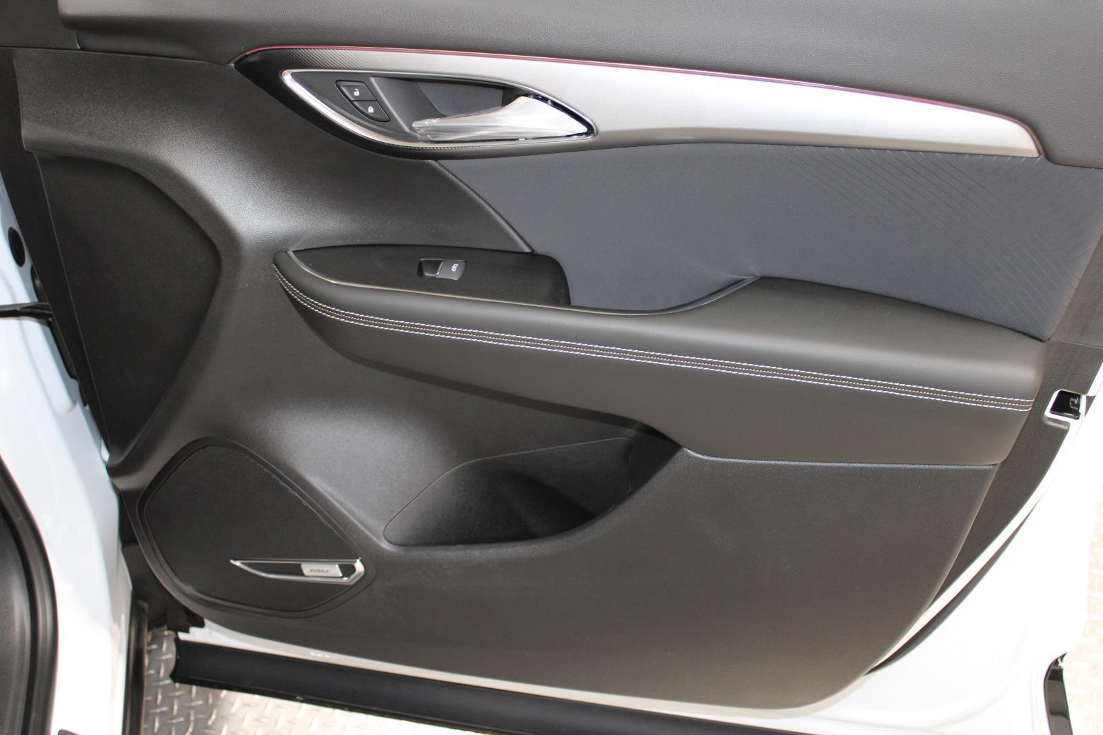 2026 Buick Envision Sport Touring - Photo 18