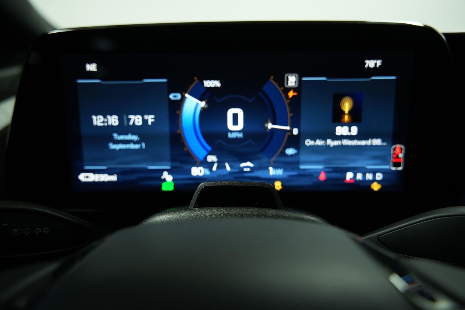 2024 Chevrolet Equinox EV Launch Edition - Photo 41