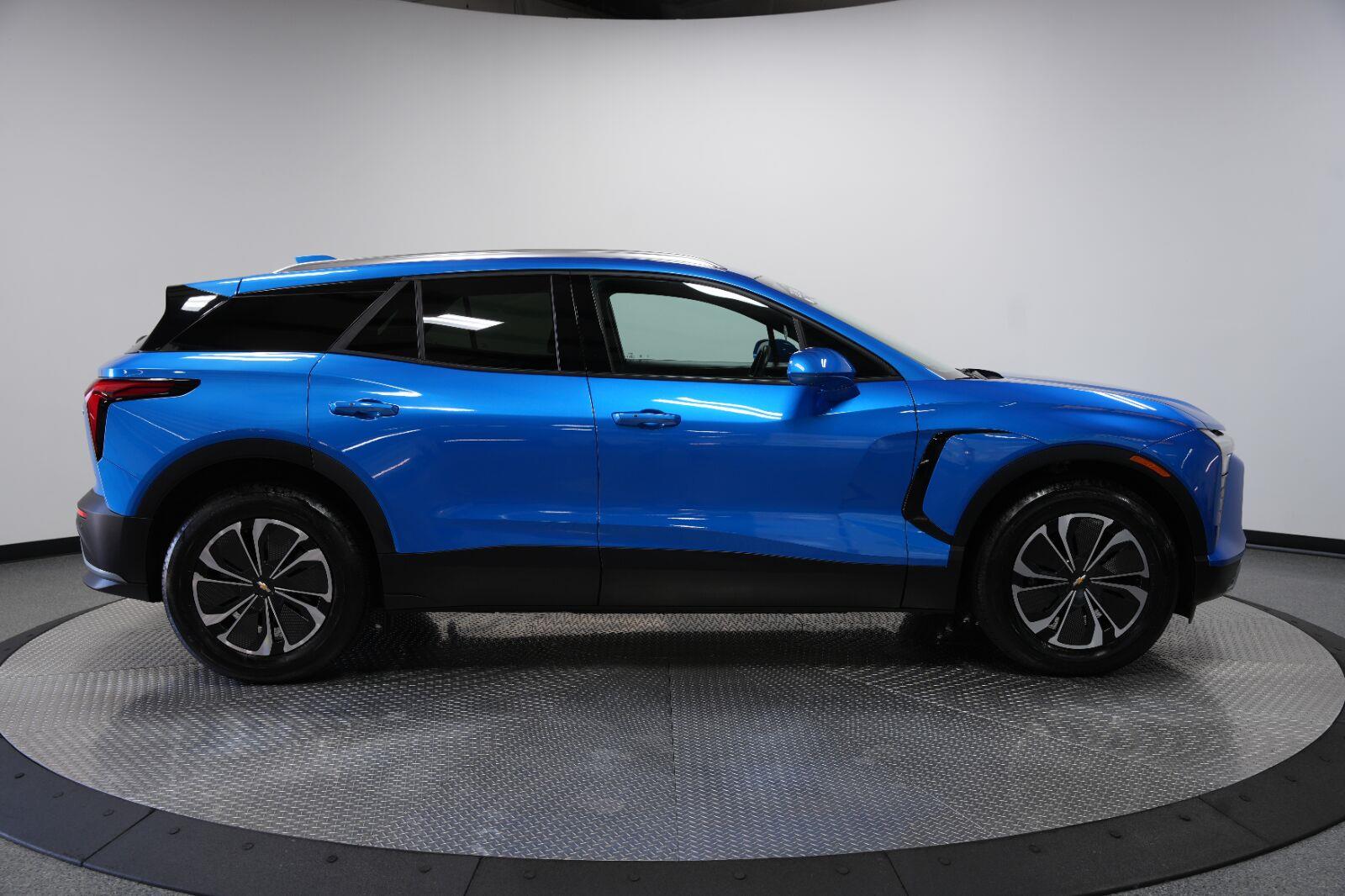 2024 Chevrolet Blazer EV LT - Photo 10