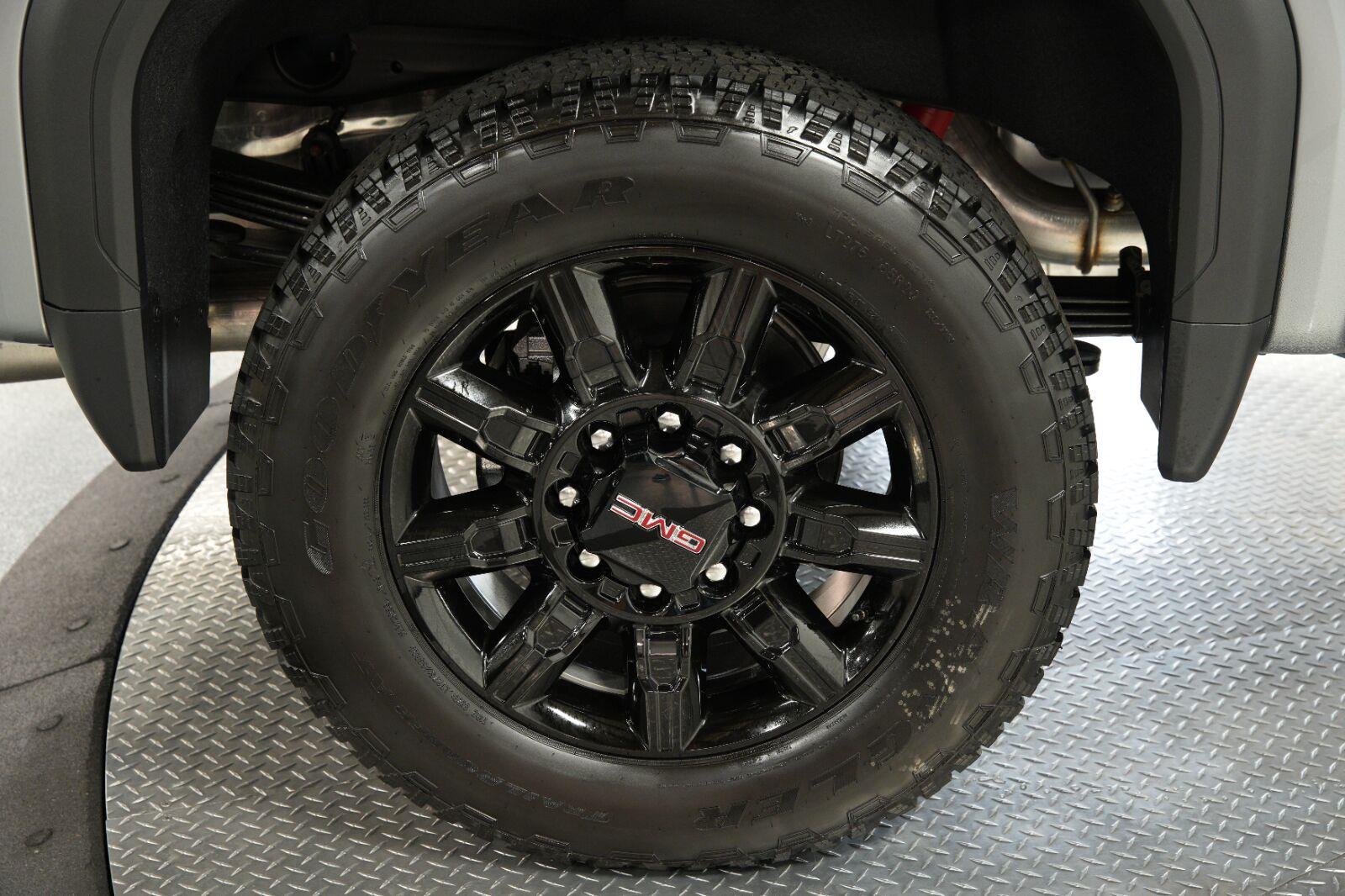 2026 GMC Sierra 2500HD AT4 - Photo 24