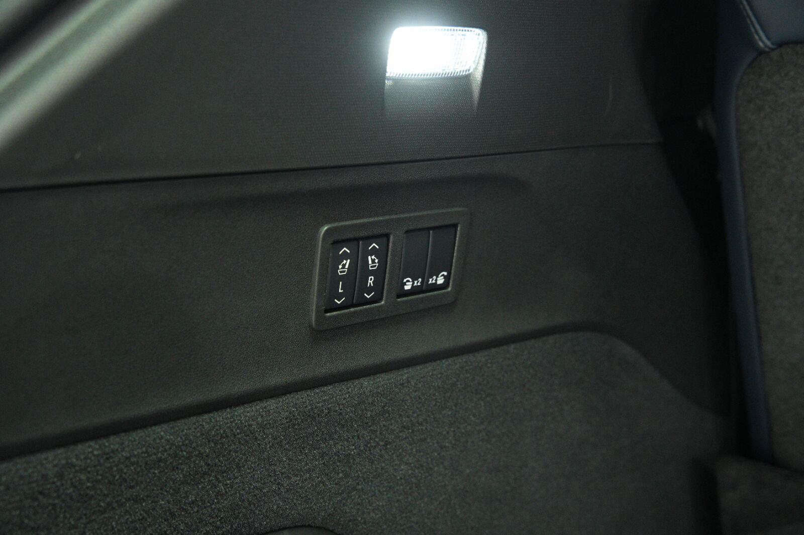 2026 Cadillac Escalade IQ Premium Sport - Photo 17