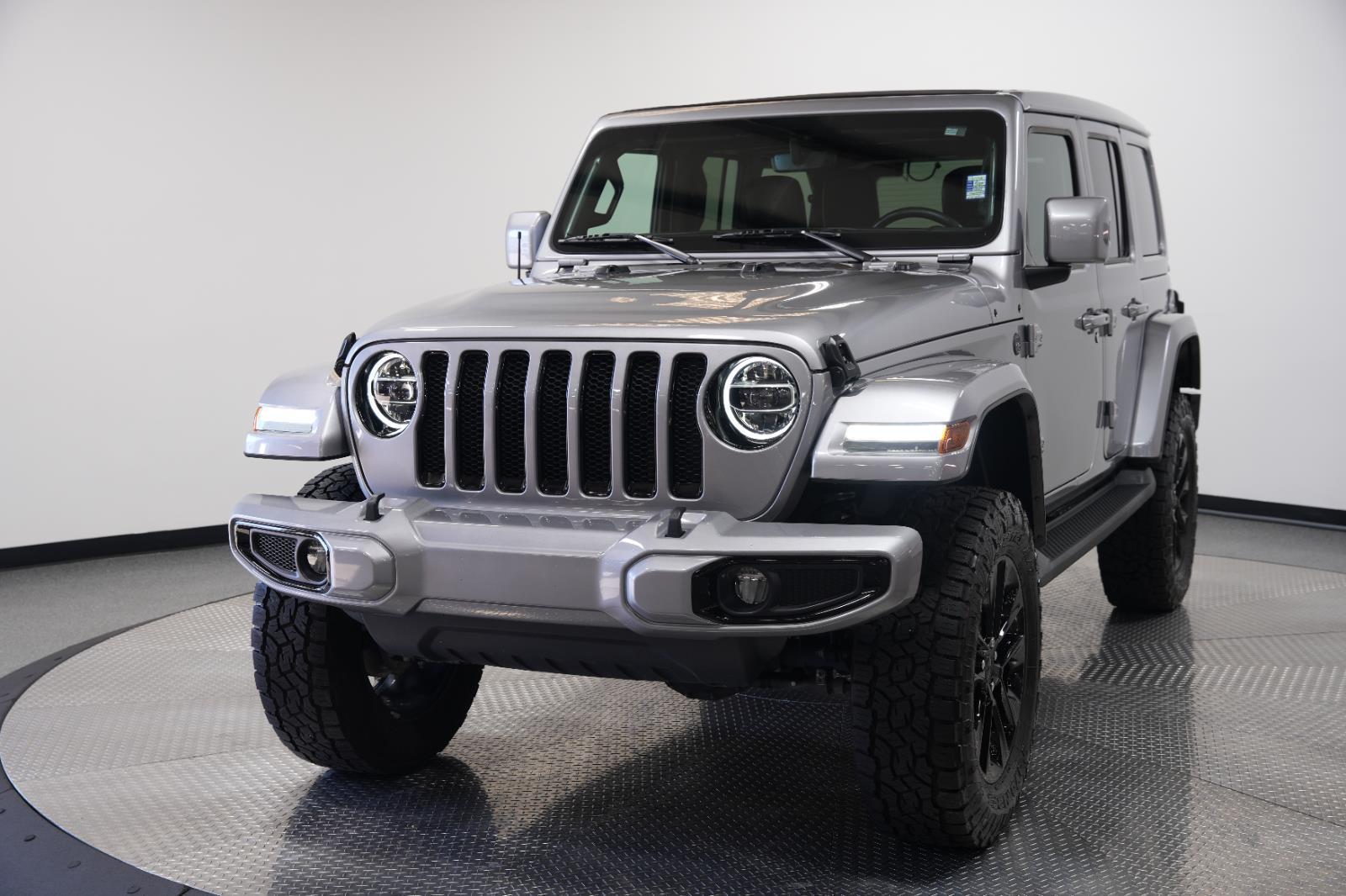 2021 Jeep Wrangler Unlimited Sahara High Altitude photo 3