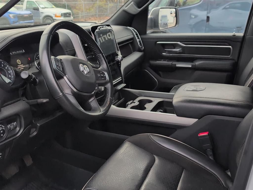 2023 Ram 1500 Laramie photo 3