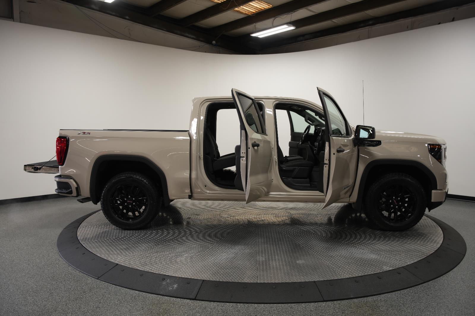 2026 GMC Sierra 1500 Pro - Photo 10