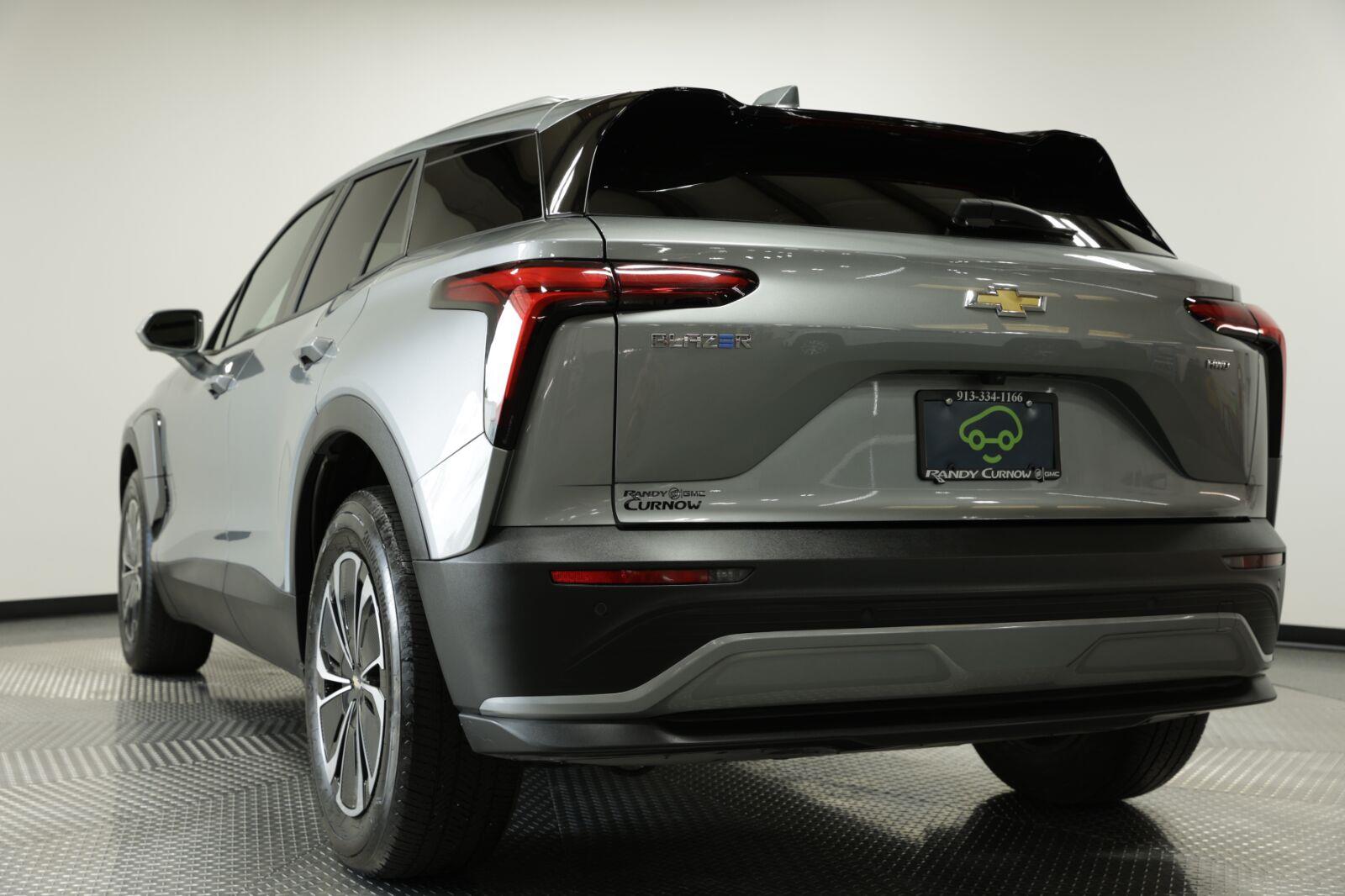 2024 Chevrolet Blazer EV LT - Photo 29