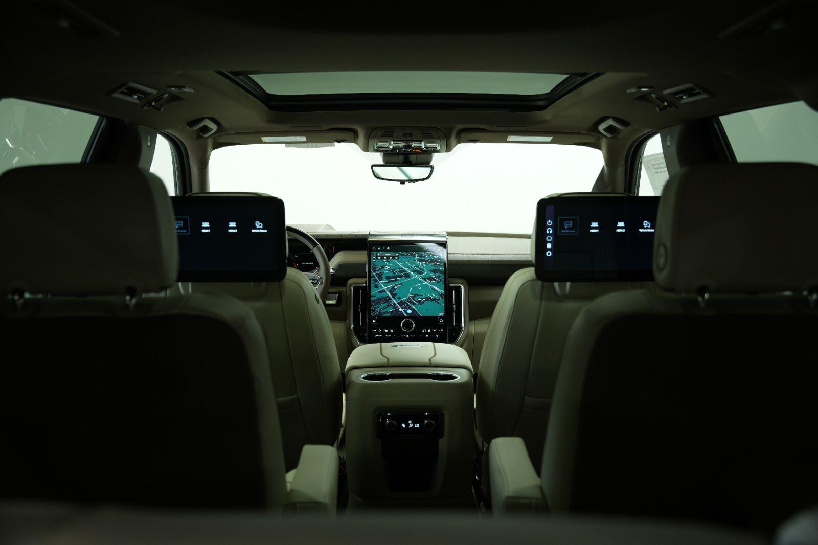 2026 GMC Yukon Denali - Photo 18