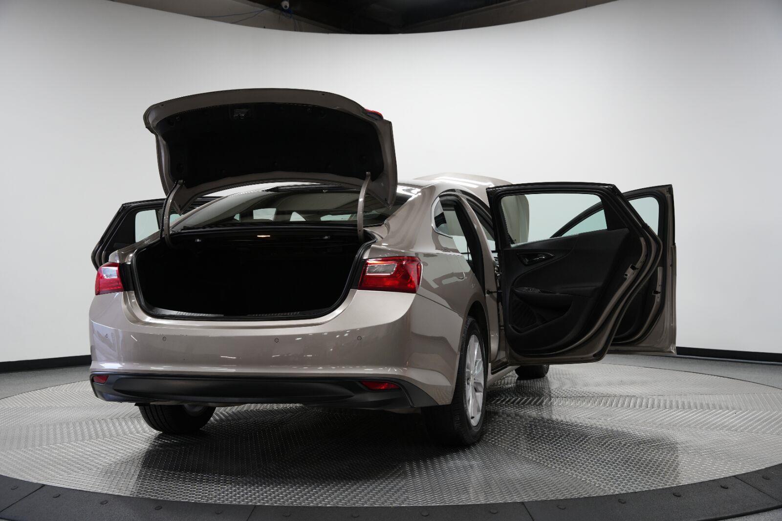 2024 Chevrolet Malibu 1LT - Photo 13