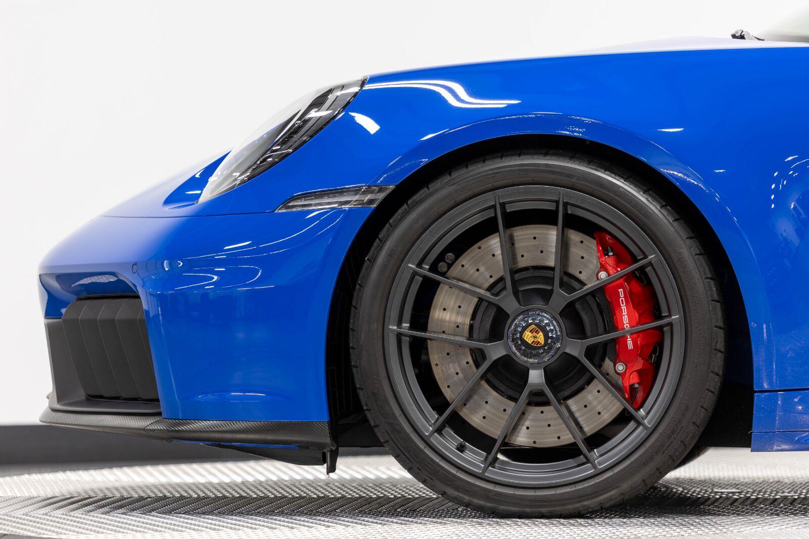 2026 Porsche 911 GTS - Photo 22
