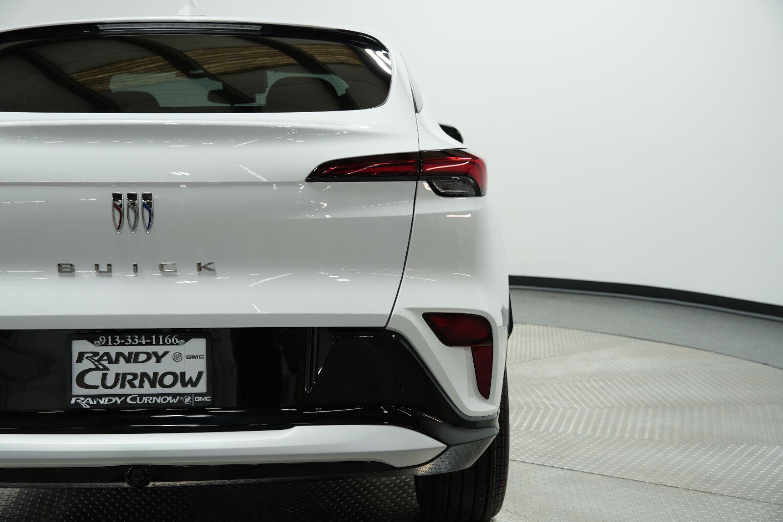 2026 Buick Envista Sport Touring - Photo 24