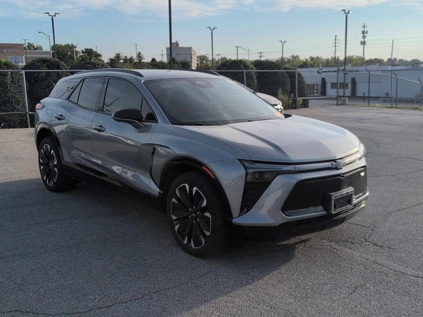 Used 2025 Chevrolet Blazer EV RS with VIN 3GNKDJRJ2SS146434 for sale in Kansas City