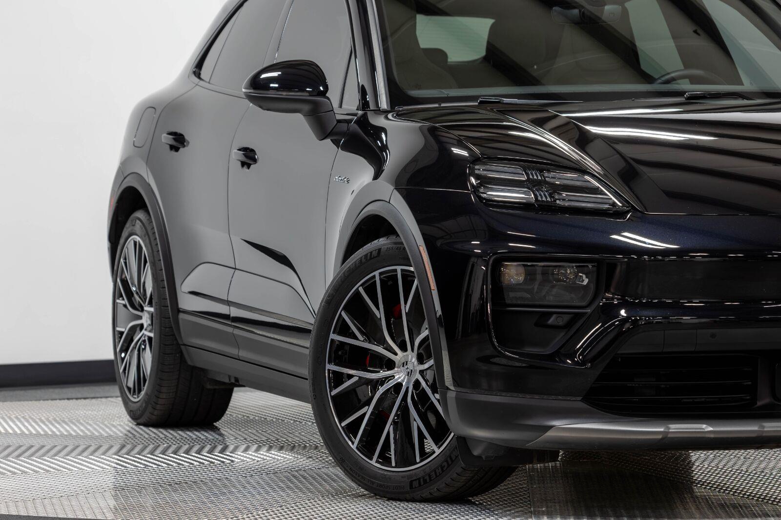 Used 2025 Porsche Macan S with VIN WP1AB2XA0SL151443 for sale in Kansas City, KS