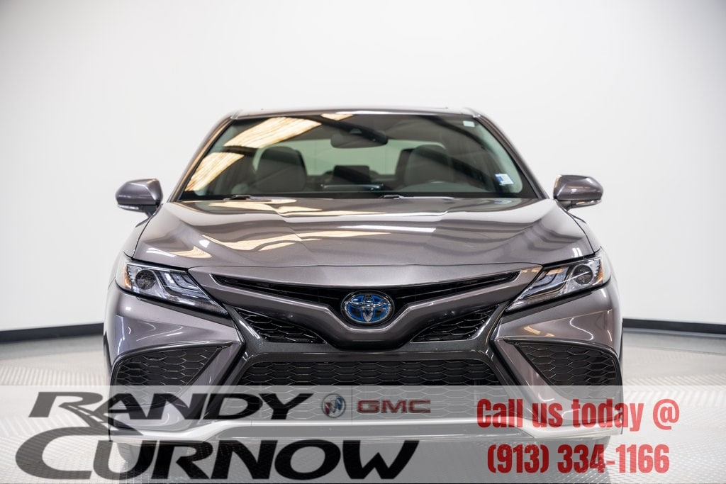 Used 2021 Toyota Camry XSE with VIN 4T1K31AKXMU569115 for sale in Kansas City, KS