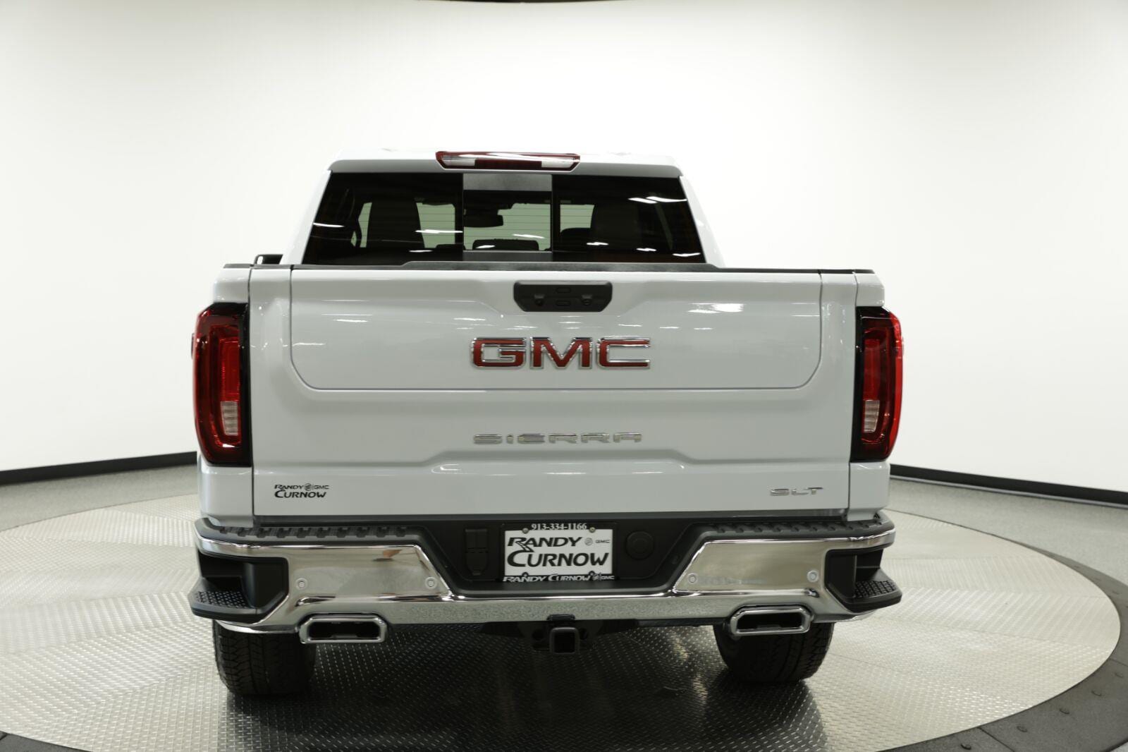 2026 GMC Sierra 1500 SLT - Photo 7