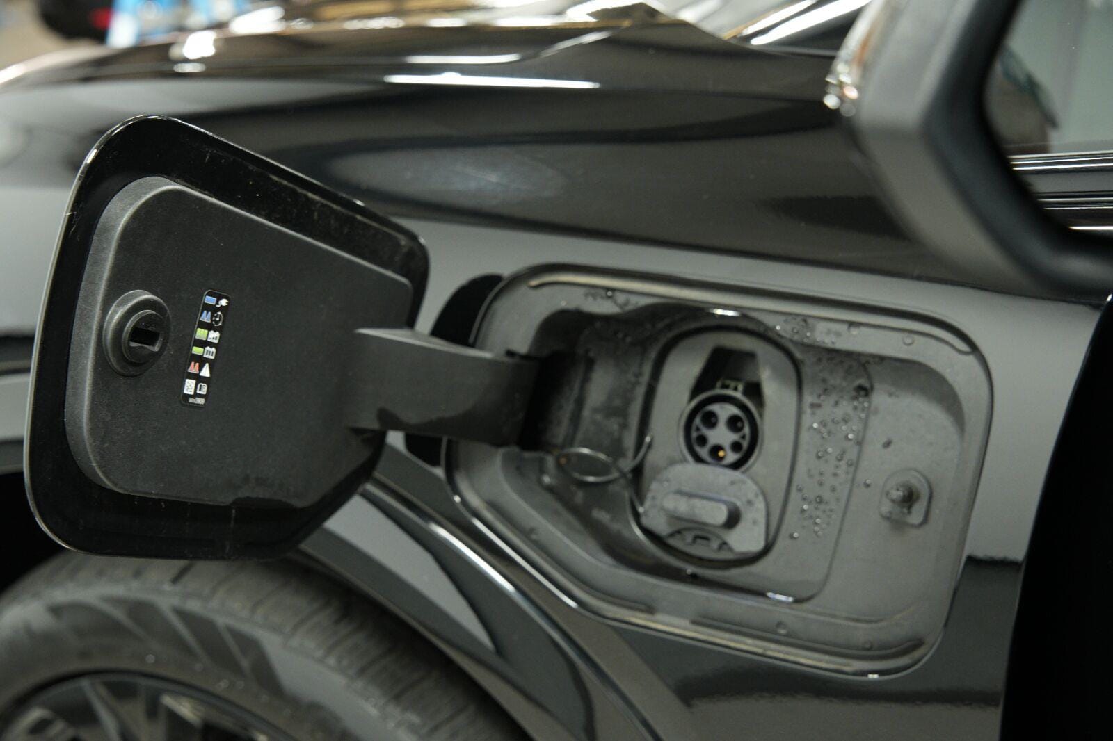2024 Chevrolet Equinox EV Launch Edition - Photo 10