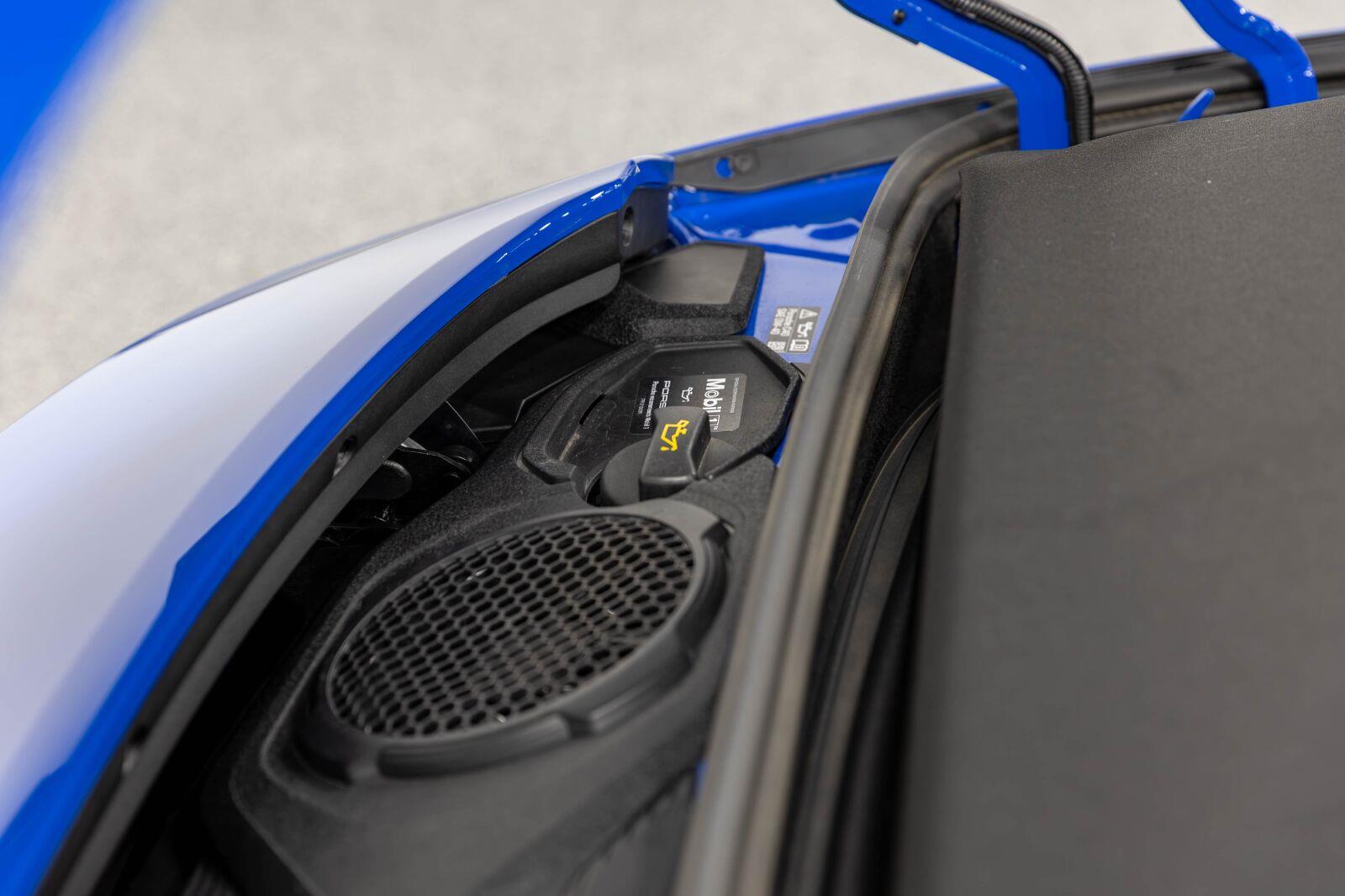 2026 Porsche 911 GTS - Photo 74