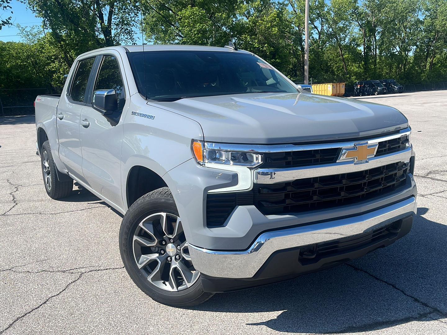 Used 2024 Chevrolet Silverado 1500 LT with VIN 1GCPDKEK7RZ159129 for sale in Kansas City