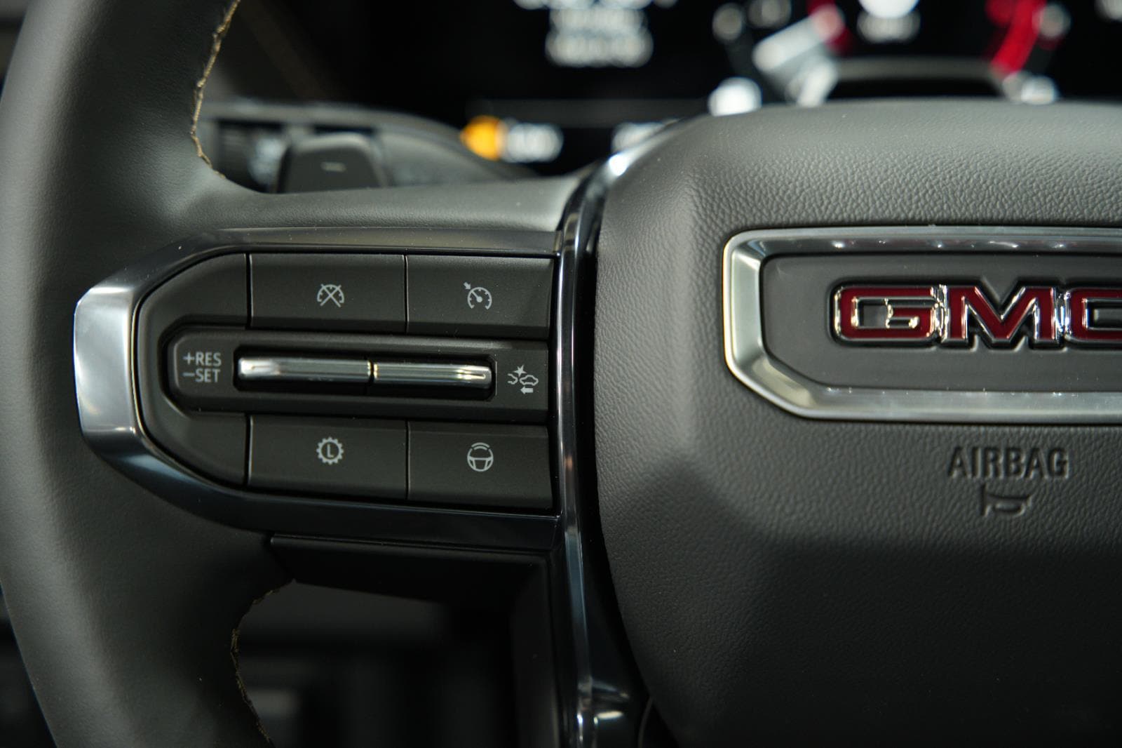2026 GMC Yukon XL AT4 - Photo 38