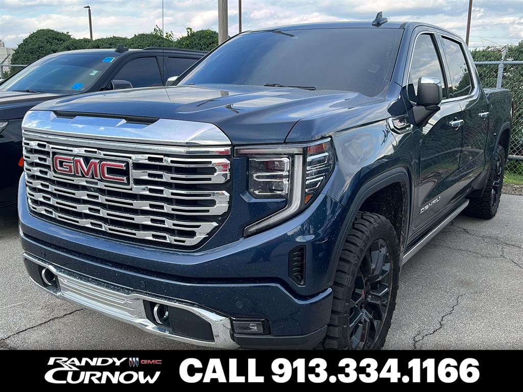 2023 GMC Sierra 4WD Crew Cab Short Box Denali's photo