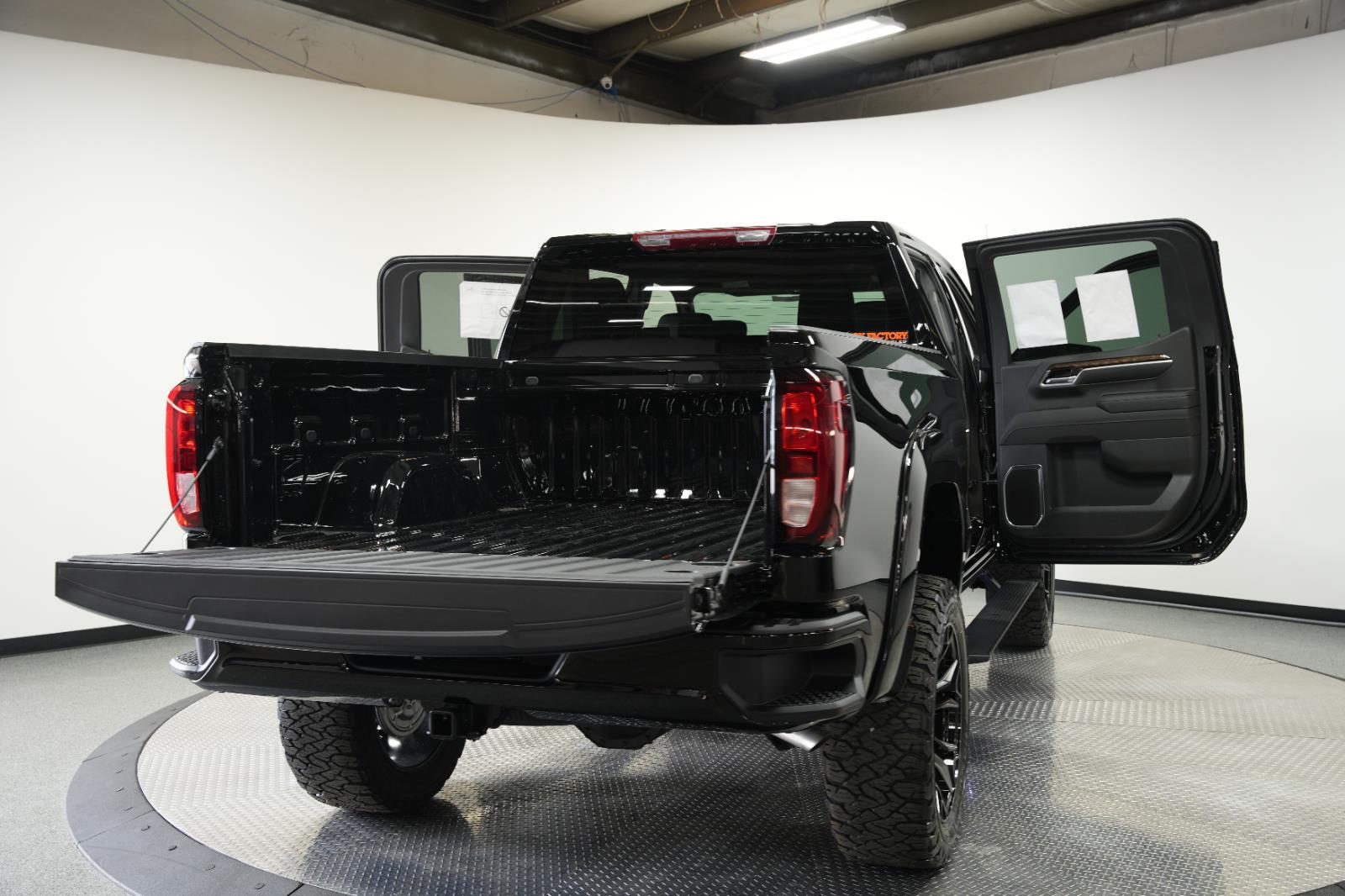 2026 GMC Sierra 1500 Elevation - Photo 14