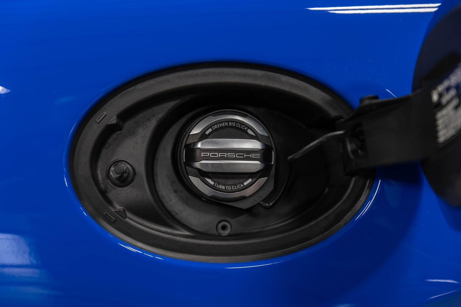 2026 Porsche 911 GTS - Photo 62