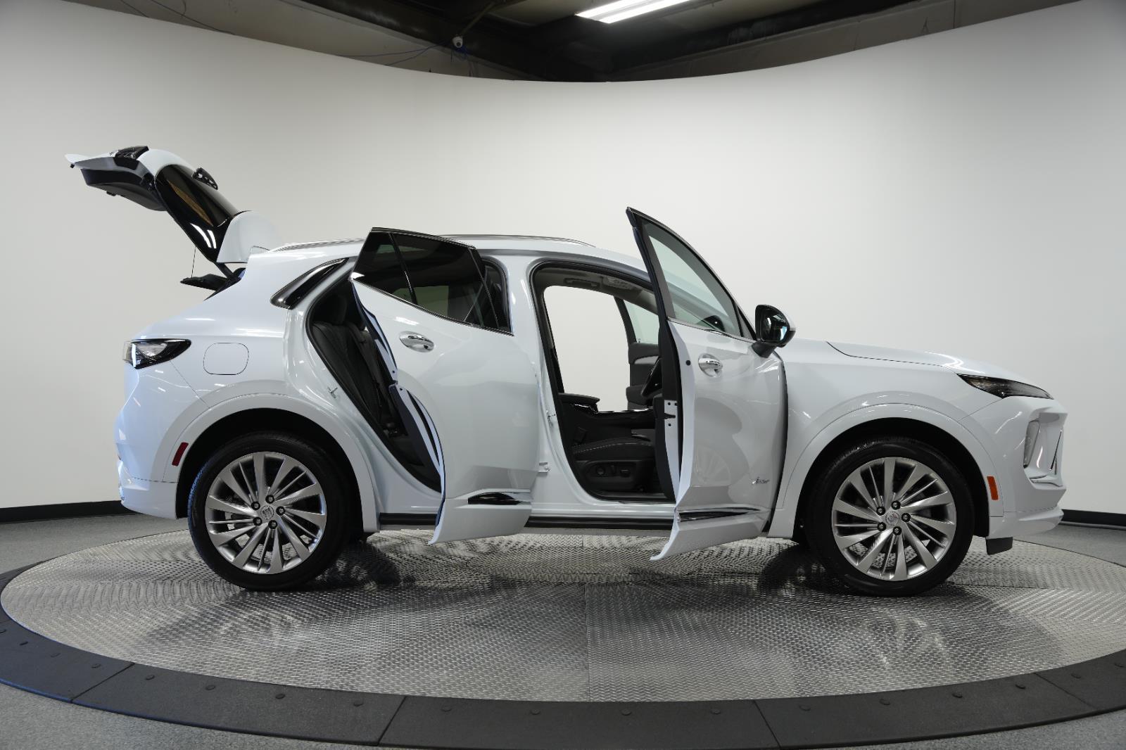 2026 Buick Envision Avenir - Photo 10