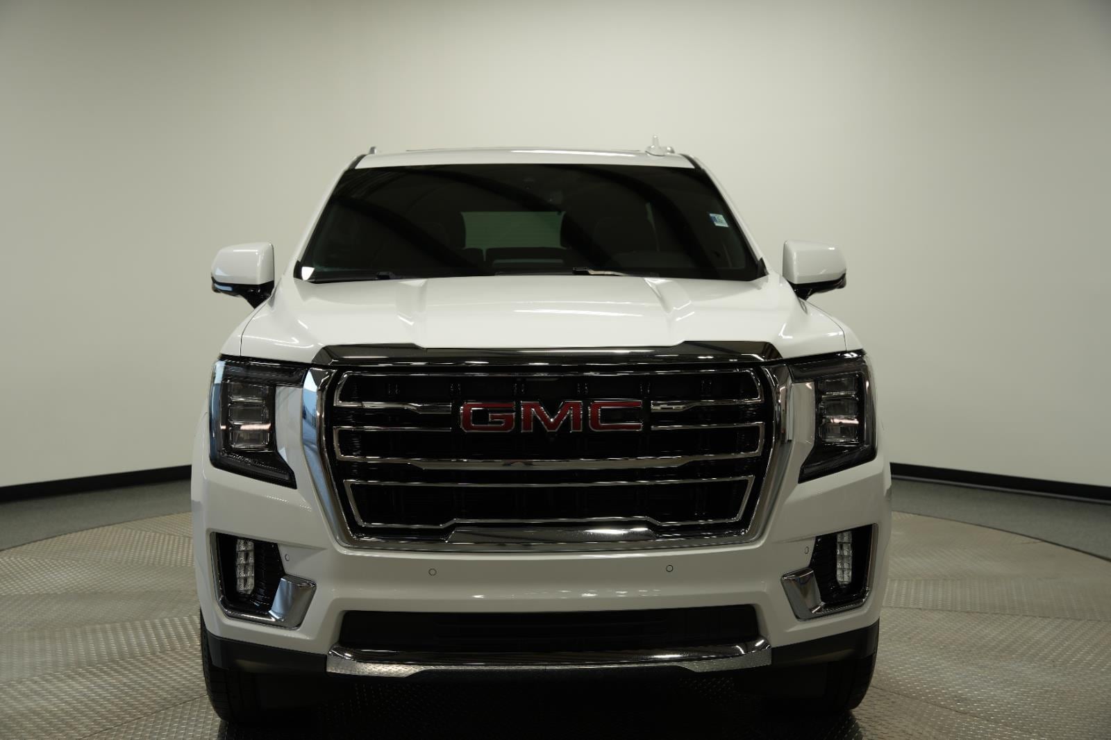 Used 2021 GMC Yukon SLT with VIN 1GKS2BKD0MR120093 for sale in Kansas City