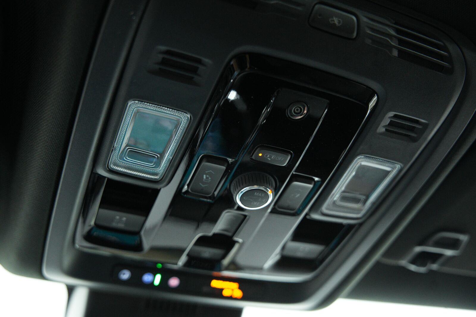 2026 GMC Yukon XL Denali - Photo 61