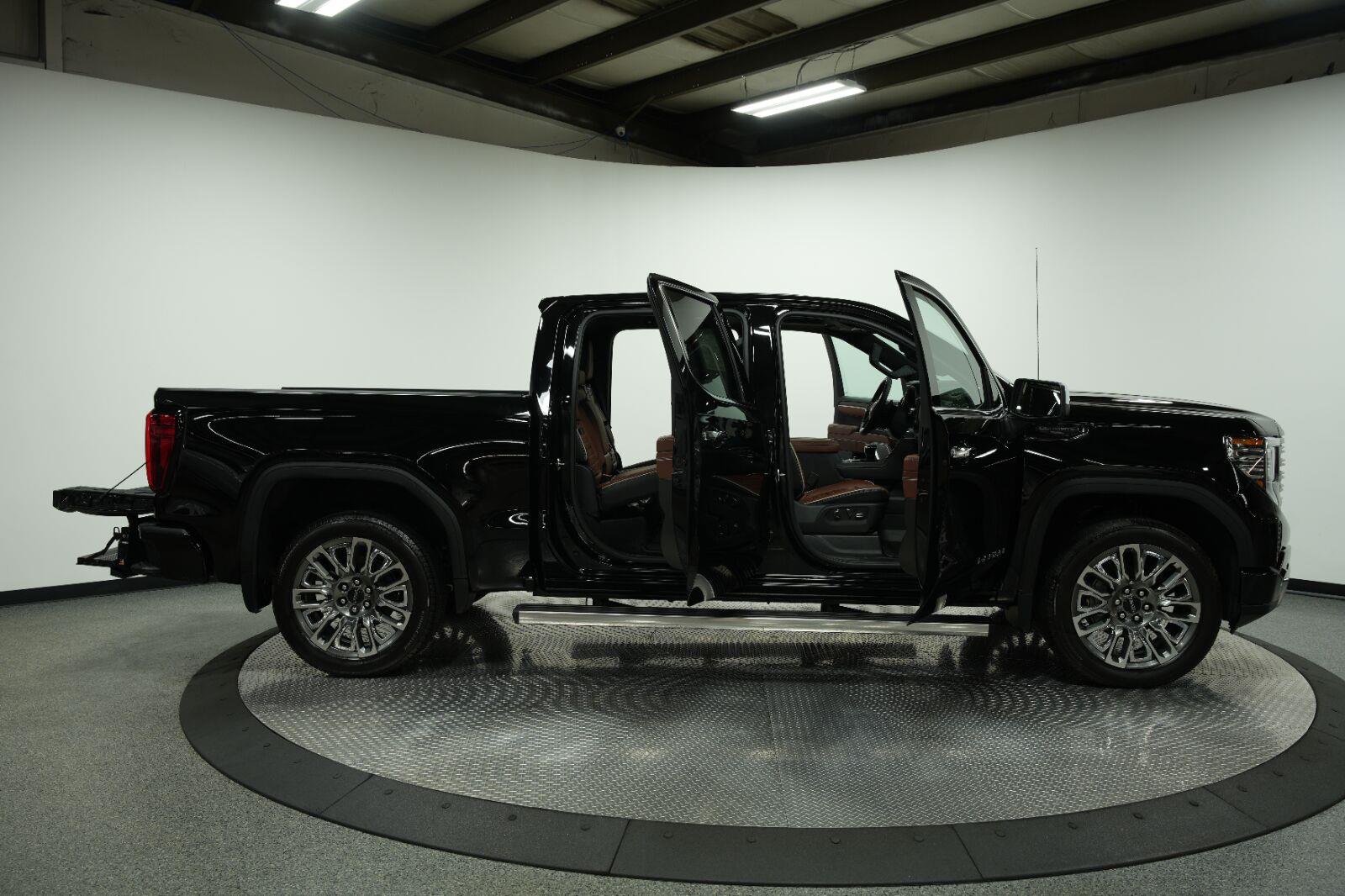 2026 GMC Sierra 1500 Denali Ultimate - Photo 13
