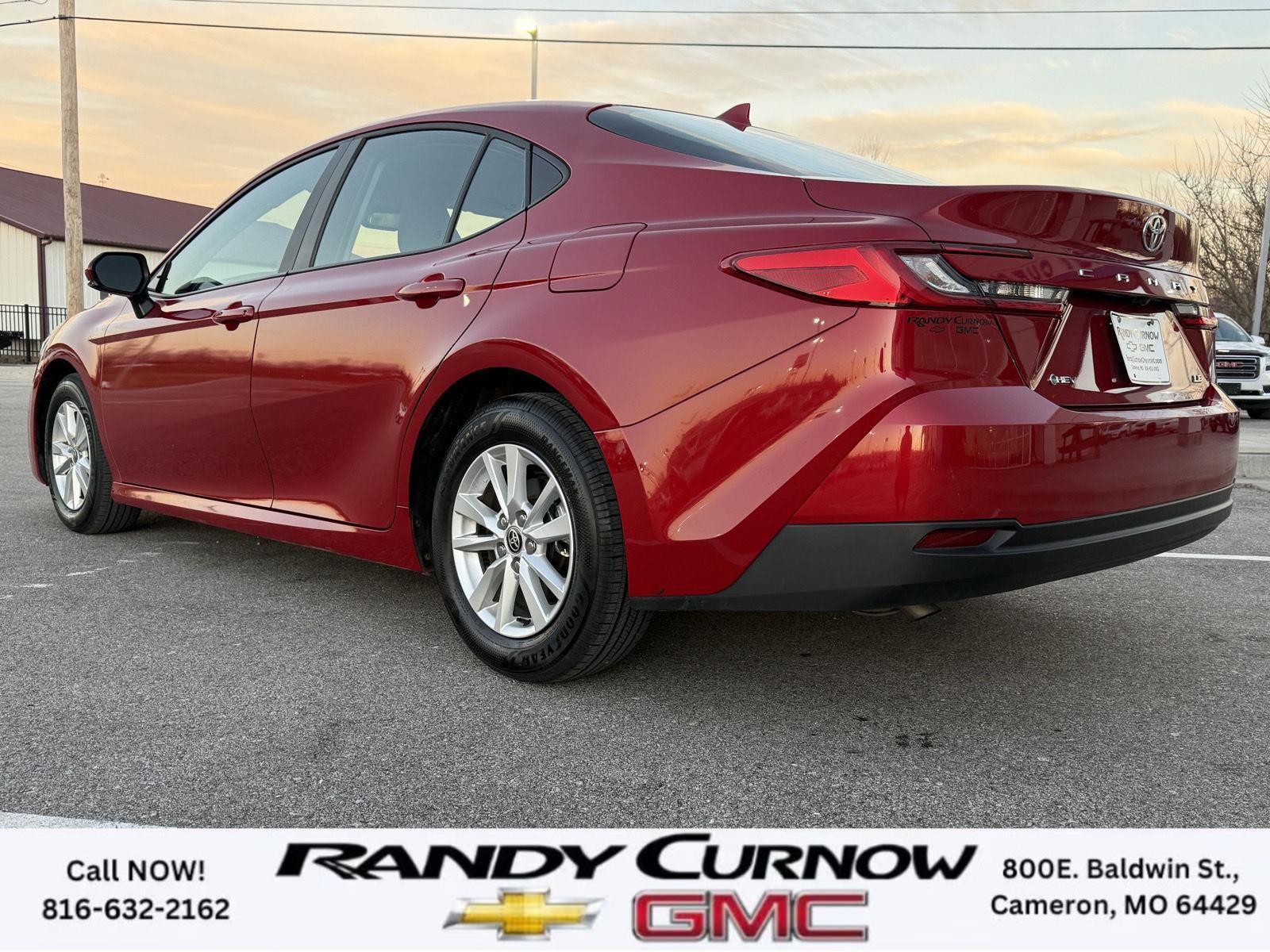 2025 Toyota Camry LE photo 3