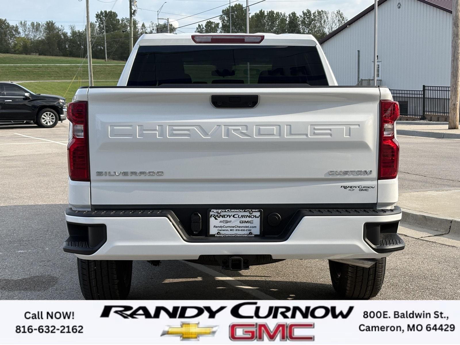 2026 Chevrolet Silverado 1500 Custom - Photo 4