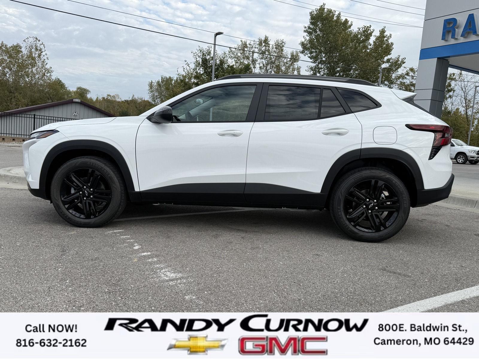 2025 Chevrolet Trax ACTIV photo 2