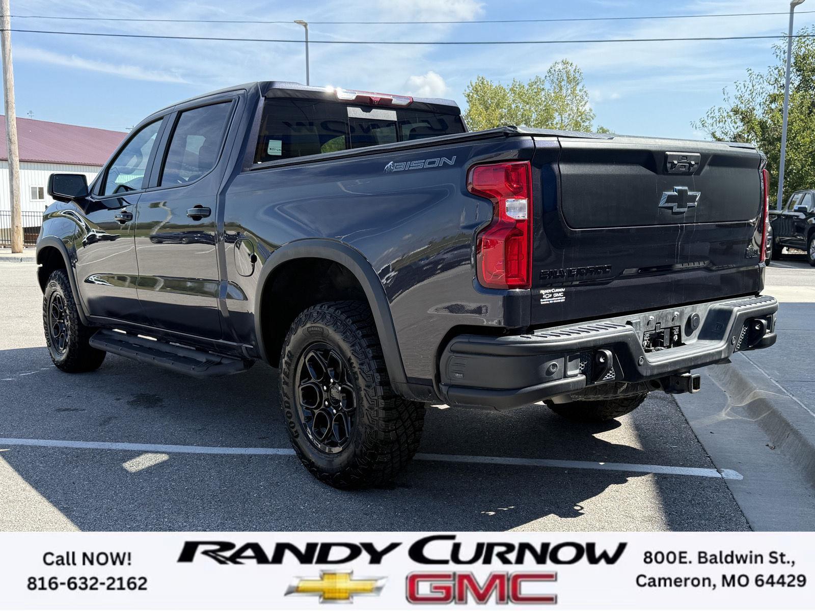2024 Chevrolet Silverado 1500 ZR2 photo 2