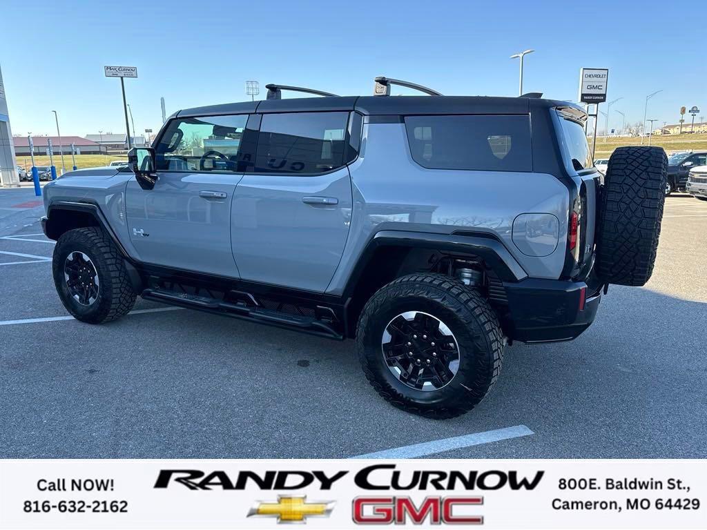 2025 Gmc Hummer EV SUV photo 3