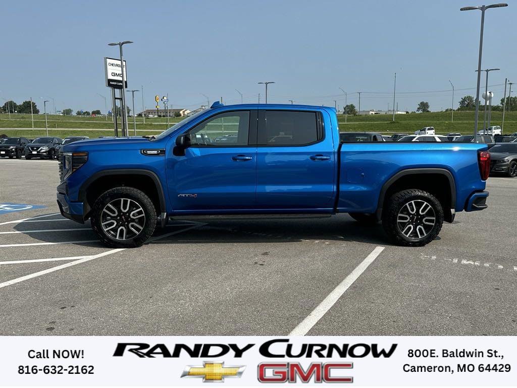 Used 2023 GMC Sierra 1500 AT4 with VIN 1GTUUEE86PZ204812 for sale in Kansas City