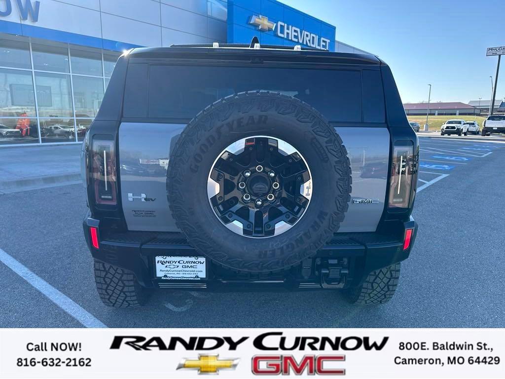 2025 Gmc Hummer EV SUV photo 4