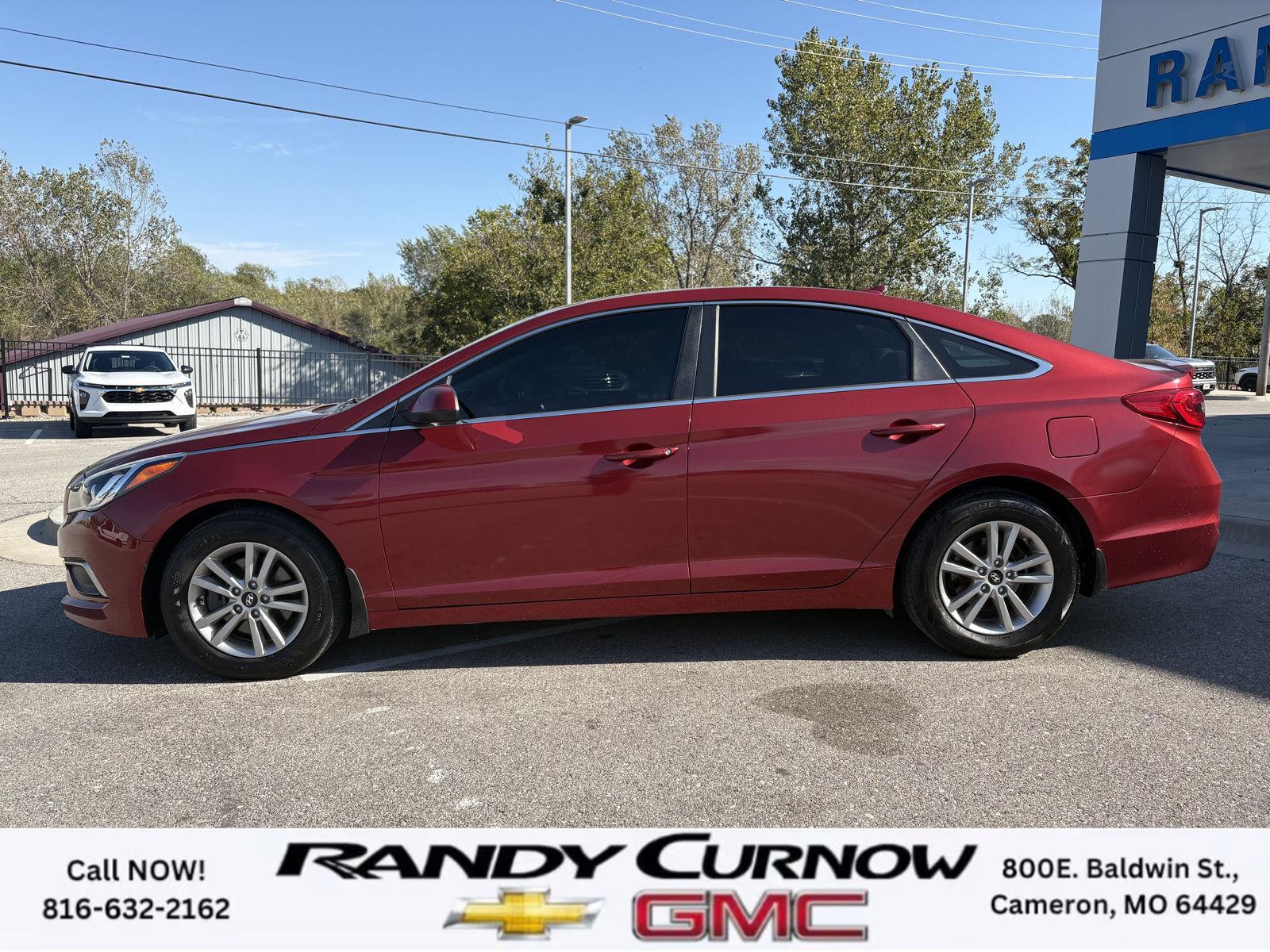 Used 2016 Hyundai Sonata SE with VIN 5NPE24AF4GH337472 for sale in Kansas City