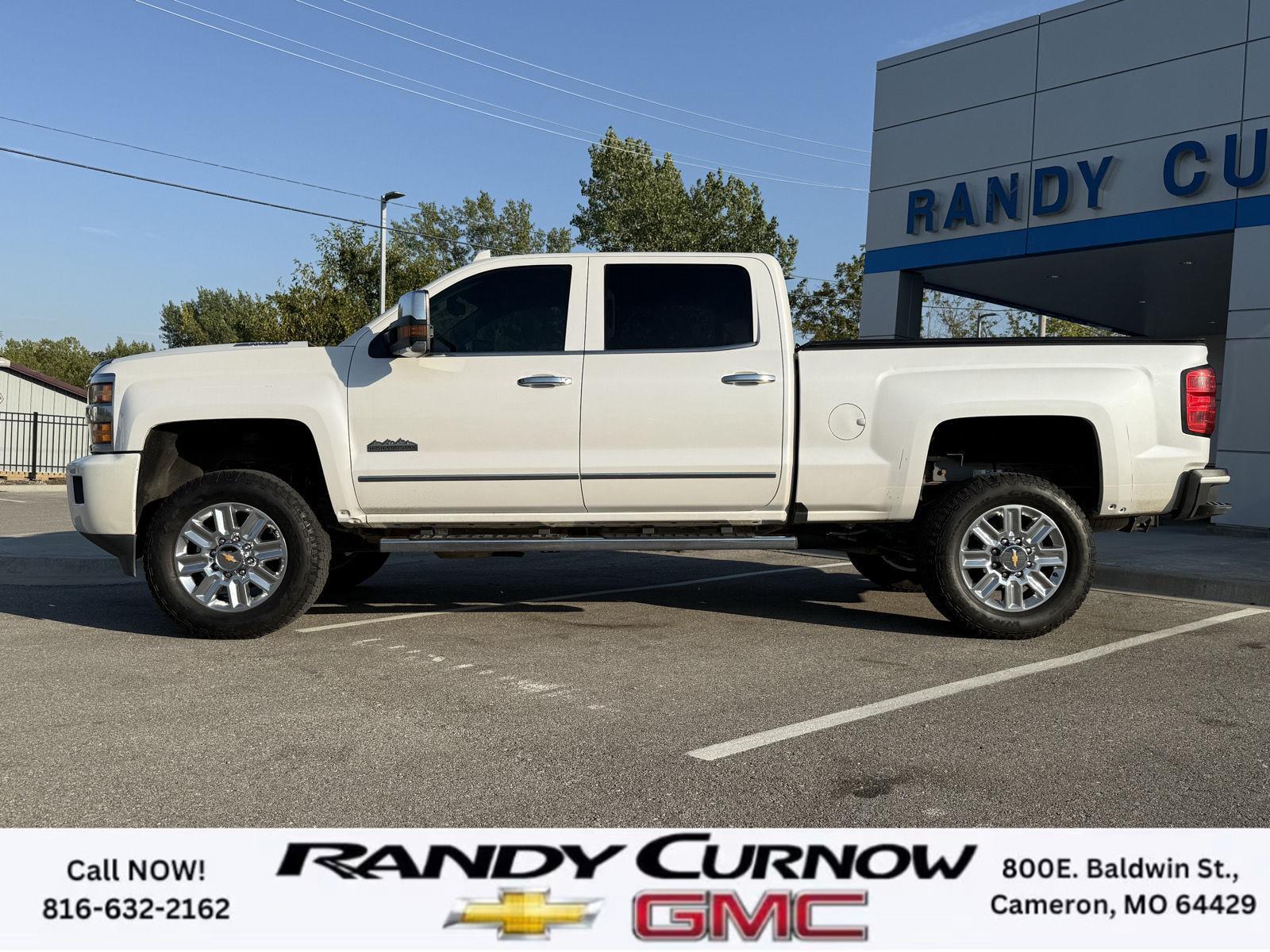 Used 2019 Chevrolet Silverado 2500HD High Country with VIN 1GC1KUEY7KF151261 for sale in Kansas City