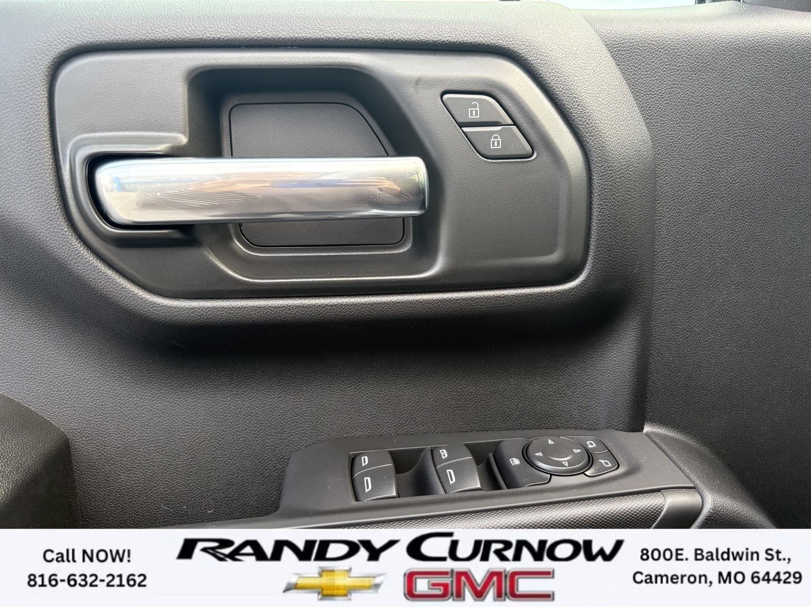 2026 Chevrolet Silverado 1500 Custom - Photo 12